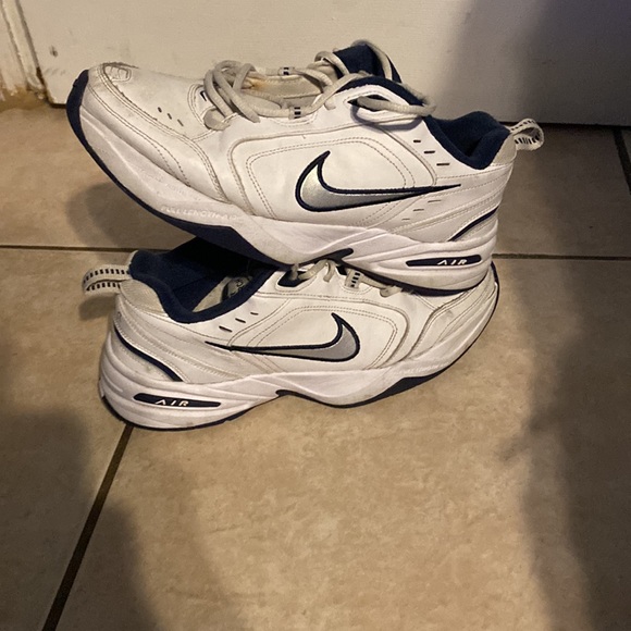 Nike air max size 11 men - Picture 2 of 4